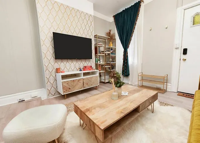 Holiday home Hostwise - The Geneva - Easy Walk To Childrens Pittsburgh