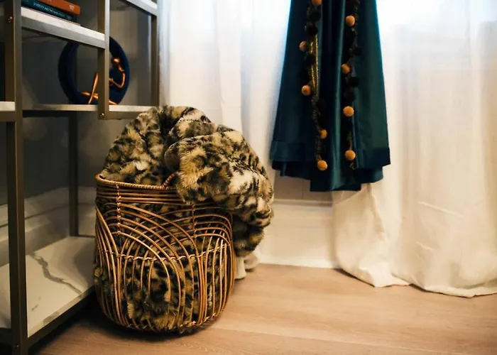 Holiday home Hostwise - The Geneva - Easy Walk To Childrens *